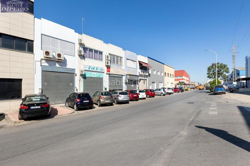  عقار تجاري في Peligros, Spain 174متر مربع رقم 107852