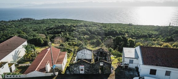 2 bedrooms House in Velas, Portugal No. 25947 3