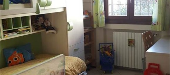 2 Schlafzimmer Doppelhaus in San Prospero, Italy, Nr. 167981 13