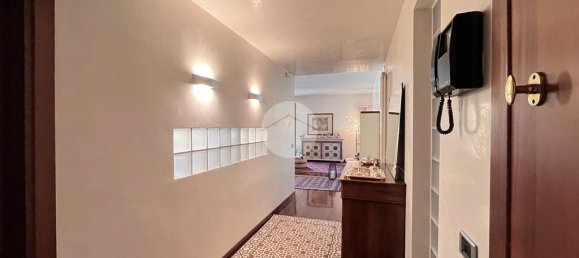 3 bedrooms Apartment in Silea, Italy No. 142819 13