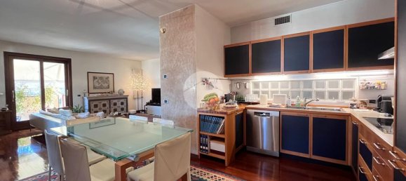 3 bedrooms Apartment in Silea, Italy No. 142819 32