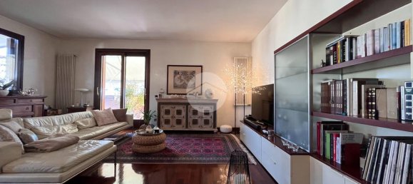 3 bedrooms Apartment in Silea, Italy No. 142819 14