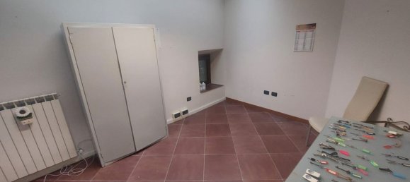 Edifício em Spoleto, Italy 540 m² N.º 315393 9