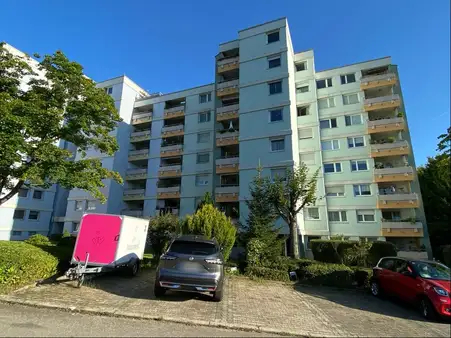 Квартира с 2 спальнями в Эслинген, Германия № 343692