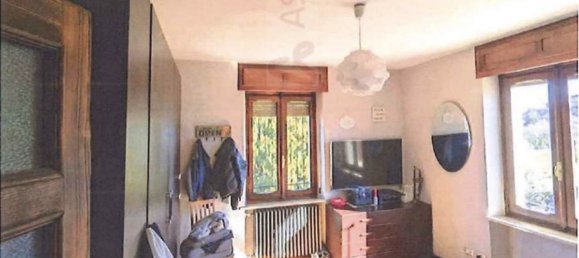 2 bedrooms House in Cossato, Italy No. 341446 4