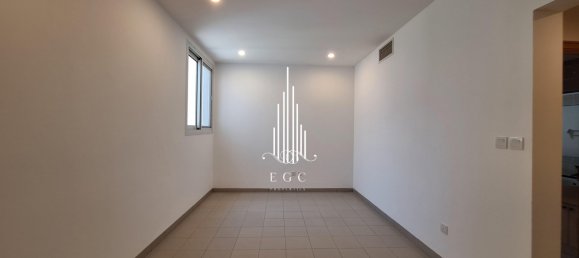5 bedrooms Villa in Abu Dhabi, UAE No. 23038 27