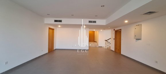 5 bedrooms Villa in Abu Dhabi, UAE No. 23038 22
