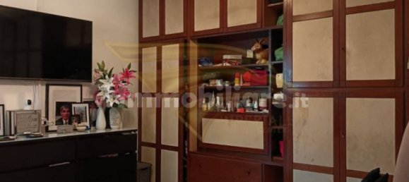 2 Schlafzimmer Wohnung in Milan, Italy, Nr. 335238 22