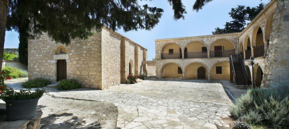 3 bedrooms Villa in Paphos, Cyprus No. 10078 13