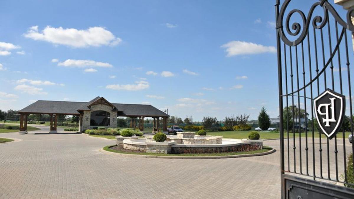  Land in Buenos Aires, Argentina No. 121396