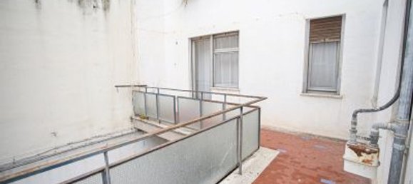 3 rooms Apartment in Palermo, Italy No. 197257 14