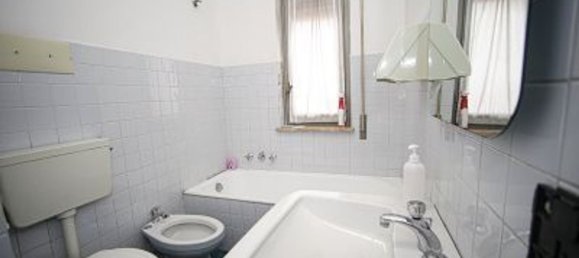 3 rooms Apartment in Palermo, Italy No. 197257 32