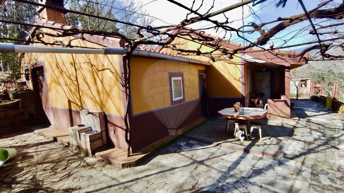 1 Schlafzimmer Haus in Cortes do Meio, Portugal, Nr. 169600