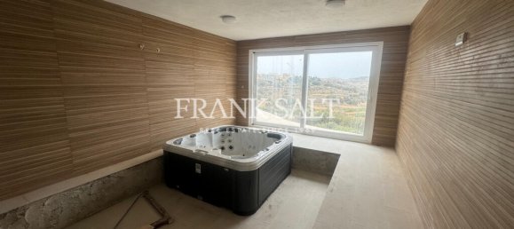 Granja de 5 dormitorios en Xaghra, Malta No. 6039 8