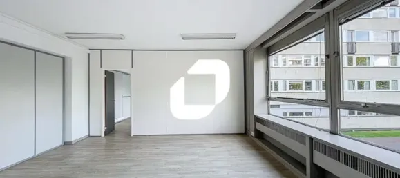 85m² Office in Croix, France No. 346116 5