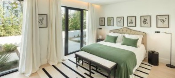 6 bedrooms Villa in Marbella, Spain No. 20479 17