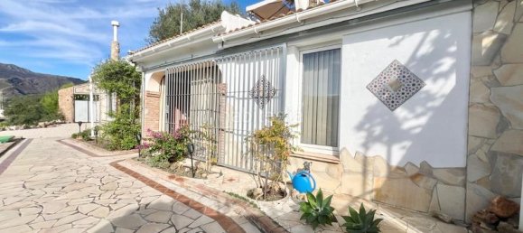 Villa de 5 dormitorios en Alcaucín, Spain No. 156659 91