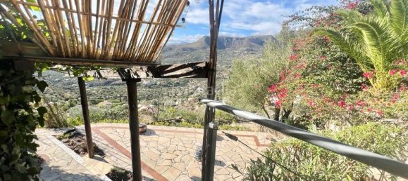 Villa de 5 dormitorios en Alcaucín, Spain No. 156659 58