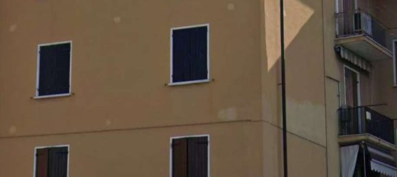 4 bedrooms Apartment in Verona, Italy No. 360041 8