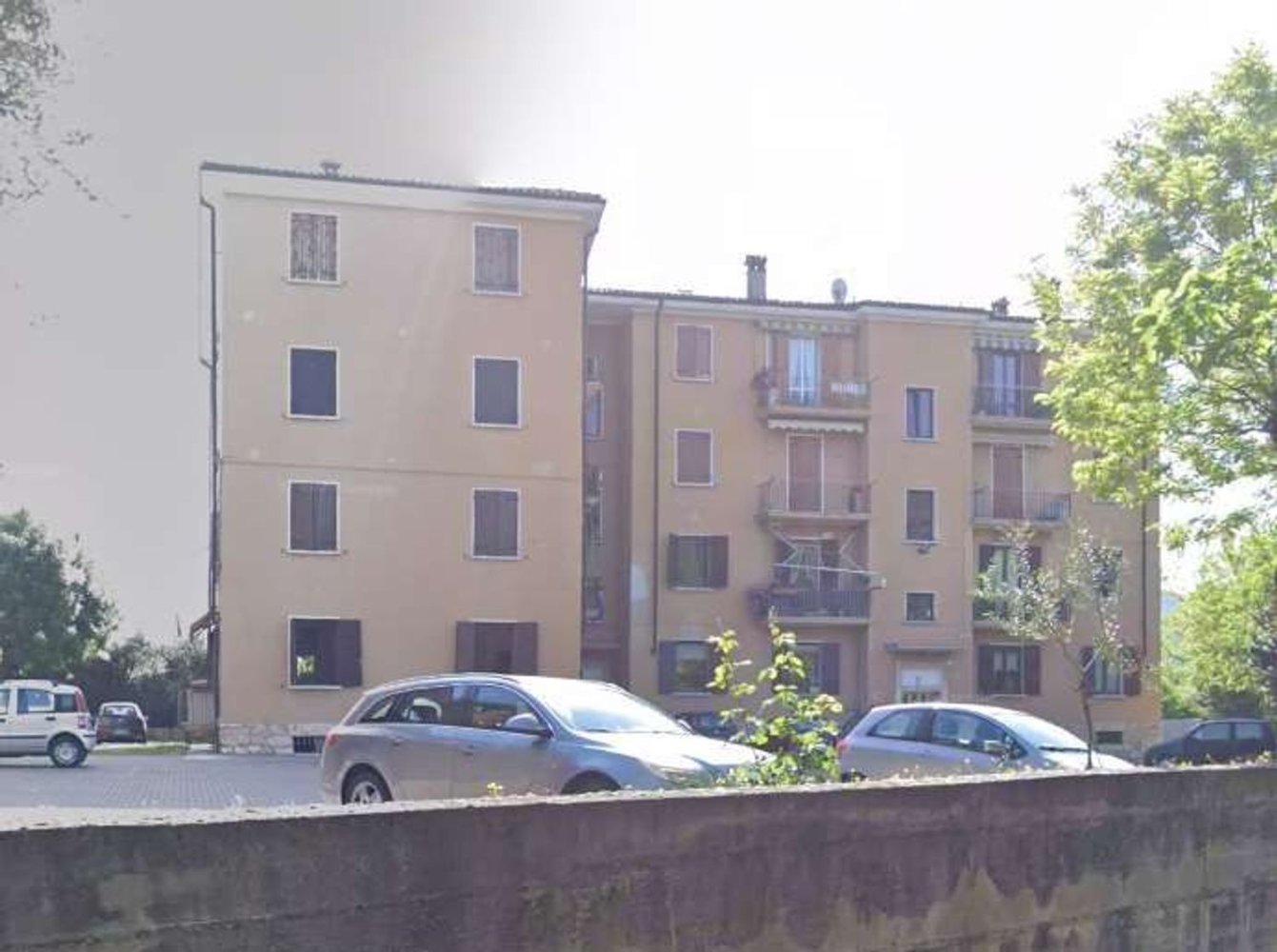 4 bedrooms Apartment in Verona, Italy No. 360041