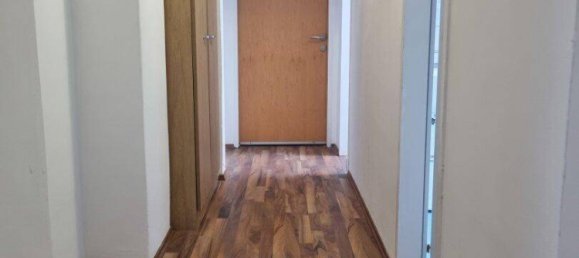 2 rooms Apartment in Gloggnitz, Austria No. 64817 3