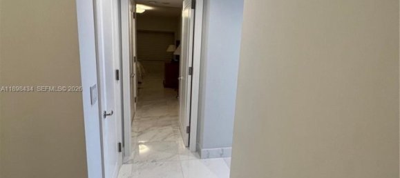 2 bedrooms Commercial property for rent in Miami, Miami-Dade, Florida, USA № 615898 2