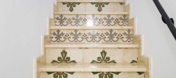 Дом с 7 комнатами в Кастелламмаре дель Гольфо, Италия № 253453 26