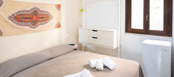 Дом с 7 комнатами в Кастелламмаре дель Гольфо, Италия № 253453 16