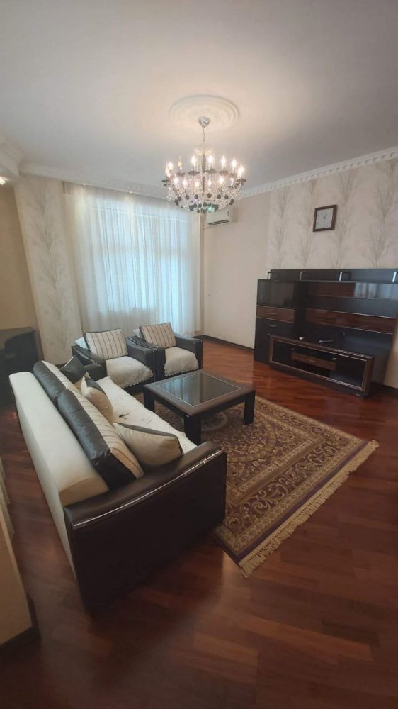 3 bedrooms Apartment in Nasimi, Azerbaijan No. 1915