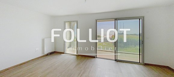 Apartamento de 2 dormitorios en Manche, France No. 297270 2