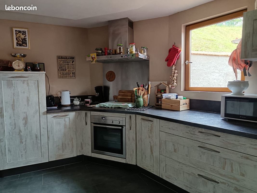 3 Schlafzimmer Haus in Saint-Remy-sur-Avre, France, Nr. 276723