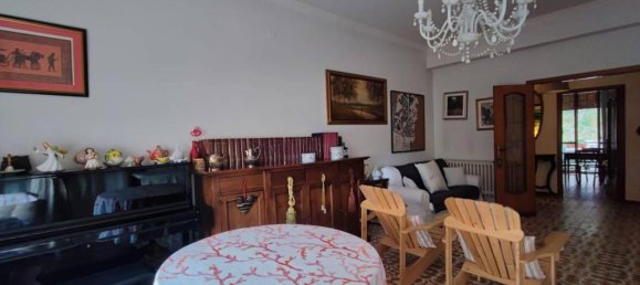 Apartamento de 5 habitaciónes en Silvi, Italy No. 18698 3