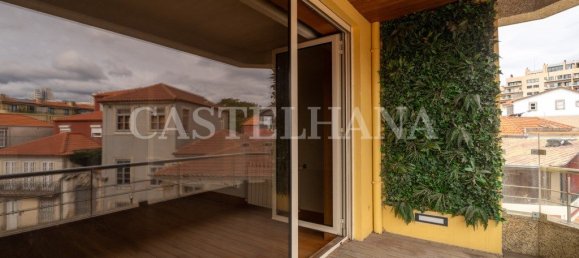 3 bedrooms Apartment in Porto, Portugal No. 97391 25