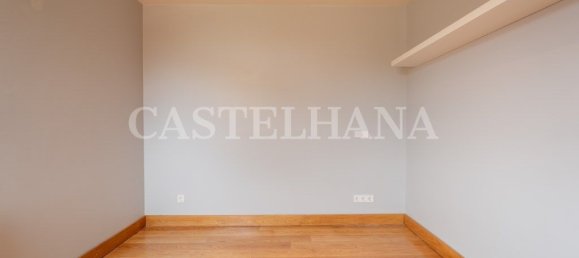 3 bedrooms Apartment in Porto, Portugal No. 97391 38