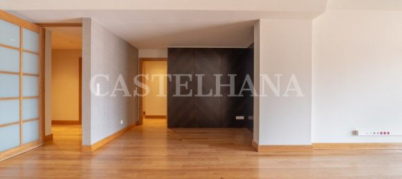 3 bedrooms Apartment in Porto, Portugal No. 97391 20
