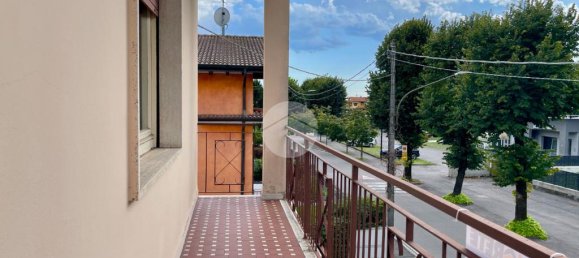 Квартира с 3 спальнями в Торболе Казалья, Италия № 316304 21