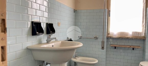 Квартира с 3 спальнями в Торболе Казалья, Италия № 316304 45