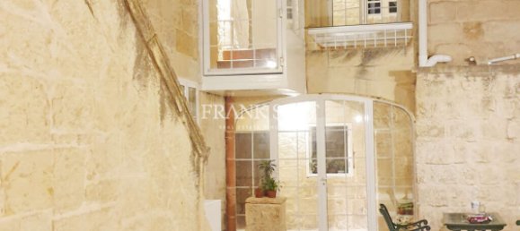 3 bedrooms House in Siggiewi, Malta No. 11237 40