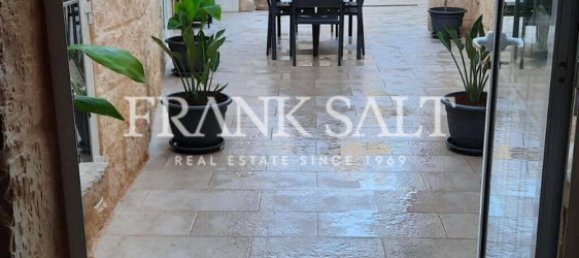 3 bedrooms House in Siggiewi, Malta No. 11237 44