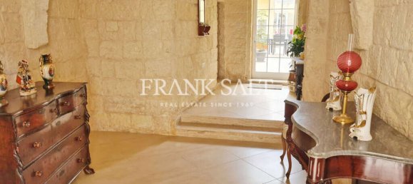 3 bedrooms House in Siggiewi, Malta No. 11237 16