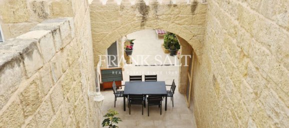 3 bedrooms House in Siggiewi, Malta No. 11237 36