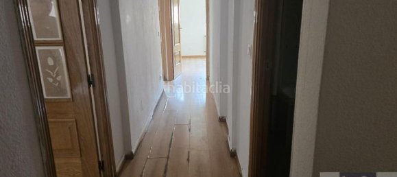 3 bedrooms Apartment in Madrid, Spain No. 168579 18