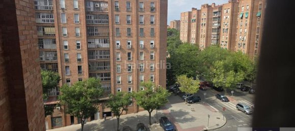 3 bedrooms Apartment in Madrid, Spain No. 168579 10