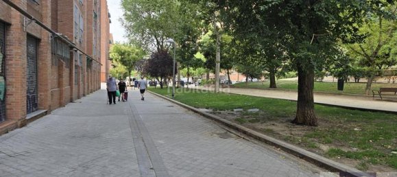 3 bedrooms Apartment in Madrid, Spain No. 168579 3