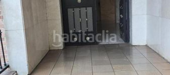 3 bedrooms Apartment in Madrid, Spain No. 168579 4