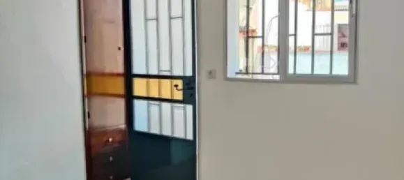 3 bedrooms Villa in Los Barrios, Spain No. 169553 5