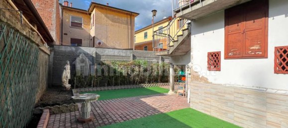 2 Schlafzimmer Haus in Argenta, Italy, Nr. 157894 30