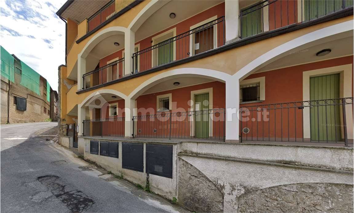 Квартира с 2 спальнями в Аньозине, Италия № 311344