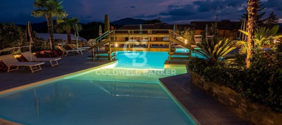 13 bedrooms Castles in Gubbio, Italy No. 304154 2