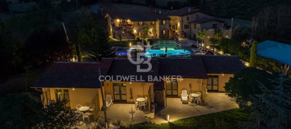 13 bedrooms Castles in Gubbio, Italy No. 304154 4